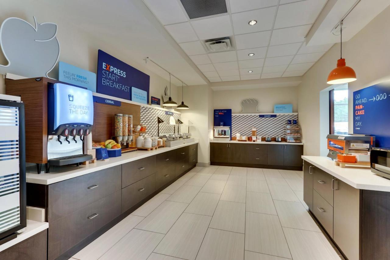 Holiday Inn Express & Suites - Dawsonville By Ihg Экстерьер фото